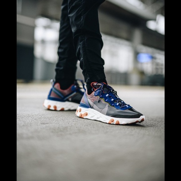 Nike Other - Nike React Element 87 Sz 10